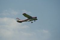 PH-KDN @ EHGG - Departed from the runway at Eelde airport for a local circuit. - by Jorrit de Bruin