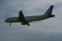 EC-LQN @ EHGG - Making a fast landing on runway 05 at Eelde airport.