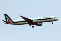EI-IXF @ EGLL - Airbus A321-112 [0515] (Alitalia) Home~G 24/08/2012. On approach 27L.