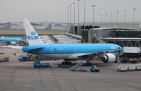 PH-BQB @ EHAM - Boeing 777-200ER - by Mark Pasqualino