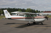 C-GPGG @ OLM - A flat tire was discovered on landing at Olympia - by Duncan Kirk