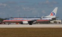N804NN @ MIA - American 737-800 - by Florida Metal