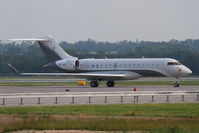 9H-SRT @ VIE - Bombadier Global Express - by Thomas Ranner