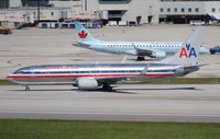 N823NN @ MIA - American 737 - by Florida Metal