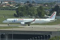 EC-LLR @ LFPO - Air Europa 2011 Embraer ERJ-190-200LR 195LR, c/n: 19000452 - by Terry Fletcher