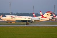 OE-LFJ @ LOWW - Rwy 16 - by Bernd Karlik - VAP