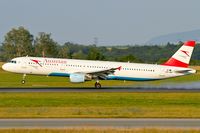 OE-LBE @ LOWW - Rwy 34 - by Bernd Karlik - VAP