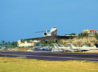 N450JR @ TNCM - N450JR