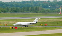 HA-JEO @ EGPH - Recent addition to Hungarian register, having previously flown under D-CRHR.
Seen here leaving Edinburgh via Bravo taxiway for a 06 departure.
