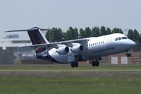 OO-DWC @ EBBR - Take-off