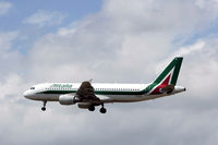 EI-EIA @ EKCH - EI-EIA landing on rw 22L - by Erik Oxtorp