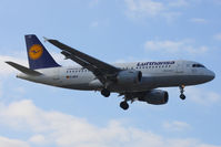 D-AILH @ EGLL - Lufthansa - by Chris Hall