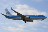 PH-BXL @ EGLL - KLM Royal Dutch Airlines - by Chris Hall