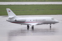 L1-01 @ LOWW - Slovenia Government Falcon 2000