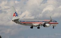 N881NN @ MIA - American 737-800 - by Florida Metal