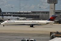 N904DE @ KIAD - Taxiing to parking after arrival - by Robert Kearney