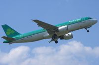 EI-DVJ @ EBBR - Take-off