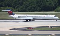 N933DN @ TPA - Delta MD-90