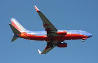 N933WN @ MCO - Southwest 737 - by Florida Metal