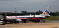 N810NN @ KDCA - Gate 26 DCA - by Ronald Barker