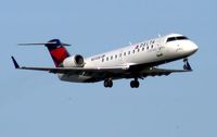 N8745B @ CYOW - Leaving rwy 7. - by Dirk Fierens