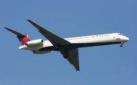 N964DL @ MCO - Delta MD-88