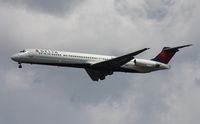 N980DL @ MCO - Delta MD-88