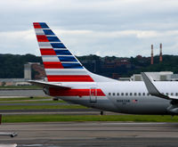 N982AN @ KDCA - Taxi DCA   New paint style - by Ronald Barker