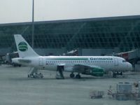 D-ASTX @ LEPA - Taken through the windows of the walkway to Terminal A at Palma - by Guitarist