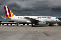 D-AGWD @ CGN - visitor - by Wolfgang Zilske