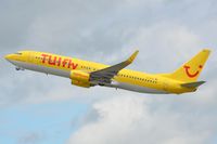 D-ATUI @ EDDL - TUI B738 taking-off. - by FerryPNL