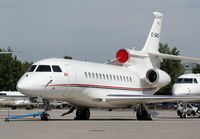 C-GMGX @ LOWW - Magna International Falcon 7X