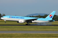 HL8251 @ VIE - Korean Air Cargo - by Chris Jilli