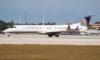 N14188 @ MIA - United E145XR - by Florida Metal