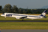 SP-LNA @ VIE - LOT - by Chris Jilli