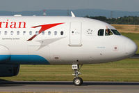 OE-LBW @ VIE - Austrian Airlines