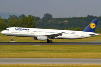 D-AIRR @ LOWW - Rwy 34 - by Bernd Karlik - VAP