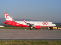 OE-LER @ LOWG - Newest member of the Niki fleet, nice to see this beauty with the brand new sharklets :))