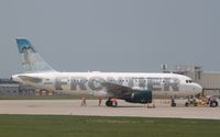 N925FR @ KBMI - Airbus A319