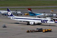 SP-LNA @ LOWW - LOT Embraer 190 - by Thomas Ranner