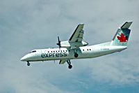 C-GMON - Landing at YVR. Now in Air Canada Express livery.