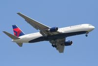 N136DL @ MCO - Delta 767-300