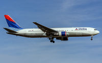 N174DZ @ EDDF - on final at FRA - by Friedrich Becker