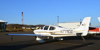 N711CG @ KOMH - Orange VA - by Ronald Barker
