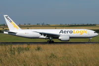 D-AALF @ VIE - AeroLogic