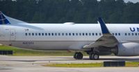 N37293 @ KIAH - Taxiing to takeoff @ IAH