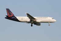 OO-SNF @ EBBR - Arrival of flight SN2592 to RWY 02 - by Daniel Vanderauwera
