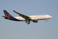 OO-SFZ @ EBBR - Arrival of flight SN463 to RWY 02 - by Daniel Vanderauwera