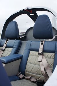 PH-DAC @ EHKD - SEATS - by Robert van Houwelingen