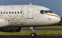 G-DBCB @ ELLX - taxying to the active - by Friedrich Becker